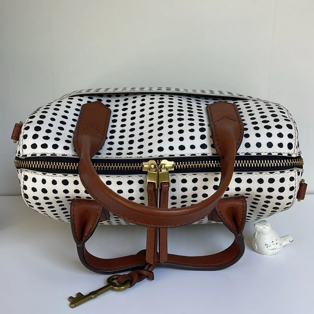 Fossil 🗝️ Fiona Satchel Crossbody